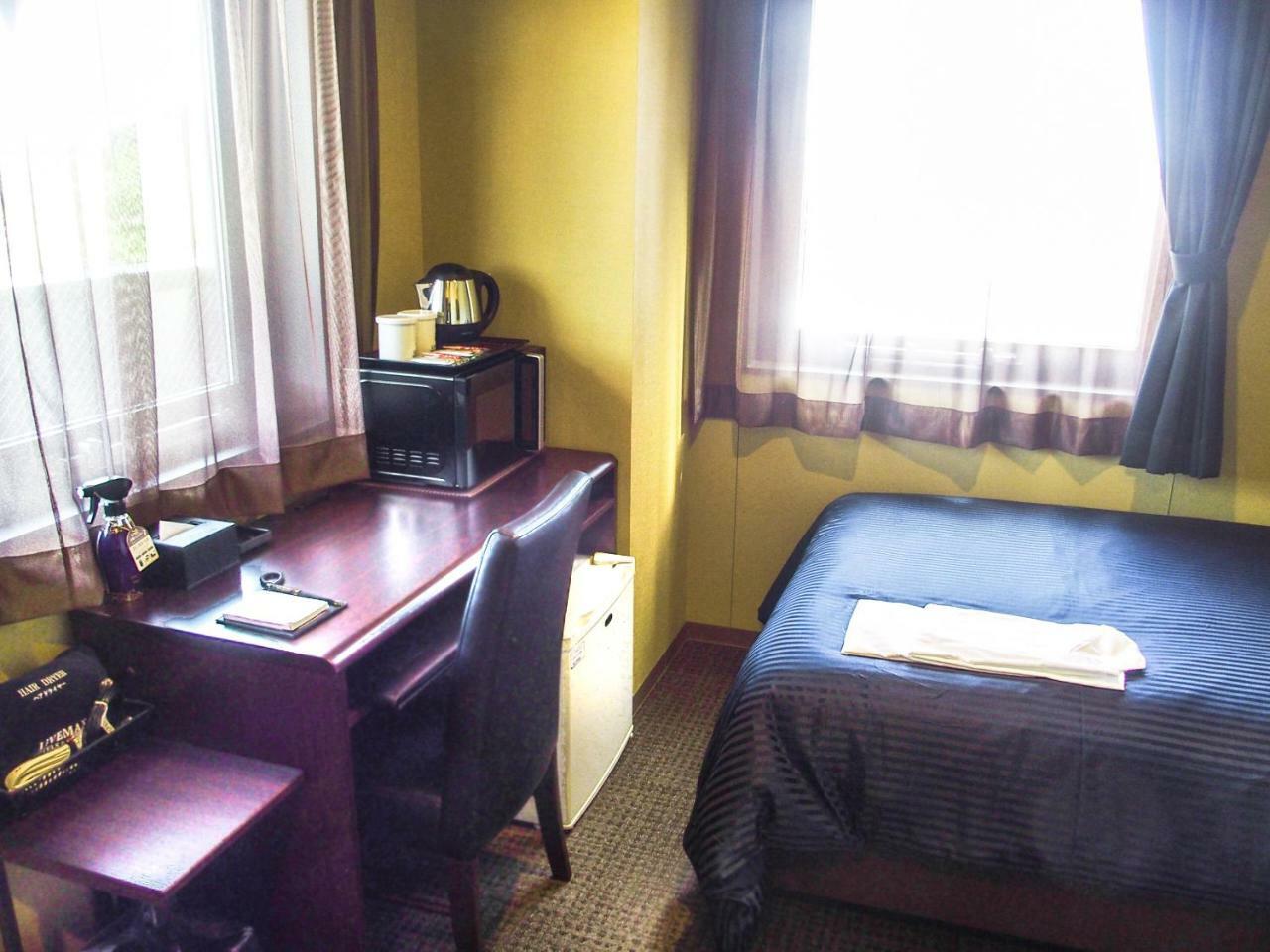 HOTEL LiVEMAX Fukuyama Ekimae Eksteriør billede